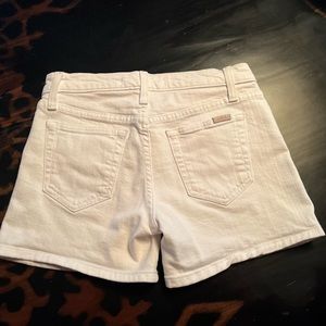 White Joe’s jean shorts. Size 24”. Great condition.